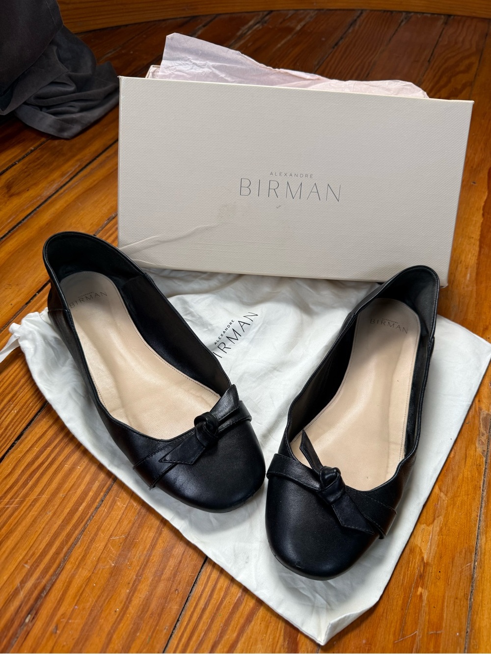 Alexandre Birman Black Leather Bow-Accent Ballet Flats